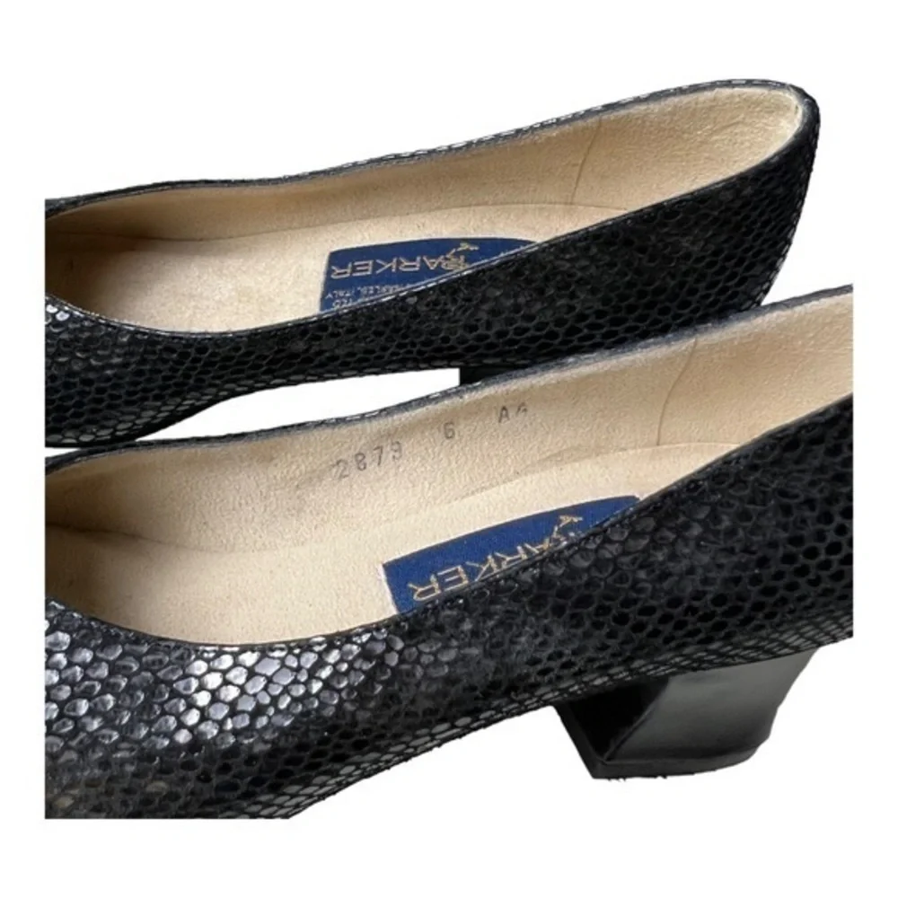 Joel Parker Black Snake Skin Vintage Block Heel pump Size 6AA